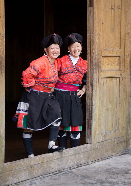 Yao Long Haired Ladies in Zhuang village. ©2015 Deborah Gray Mitchell : China, 2015 : Deborah Gray Mitchell     Photographic Artist 